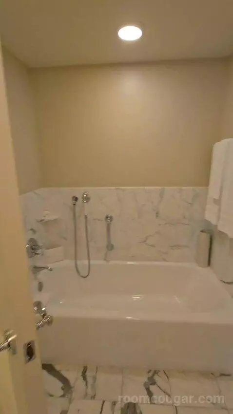 Golf View Suite (#4019) bathroom picture #6