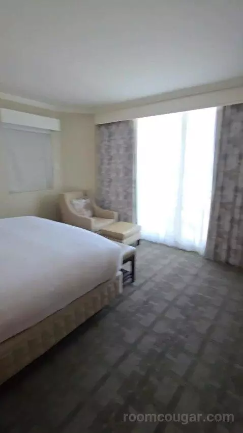 Golf View Suite (#4019) bed picture #1