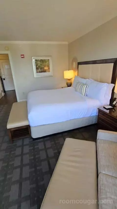 Golf View King (#4027) bed picture #8