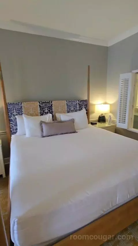 Bay View King (#685) bed picture #4