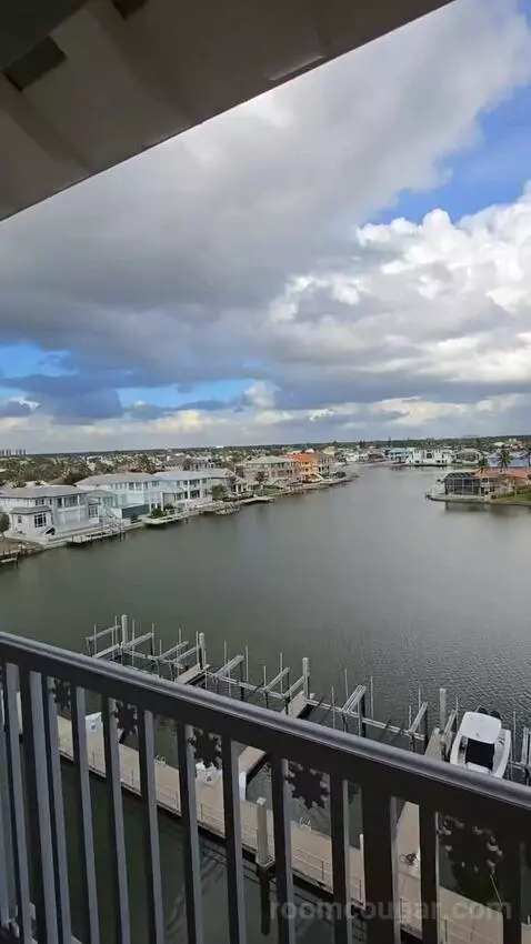 Bay View King (#685) view picture #7