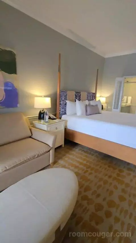Bay View King (#685) bed picture #9