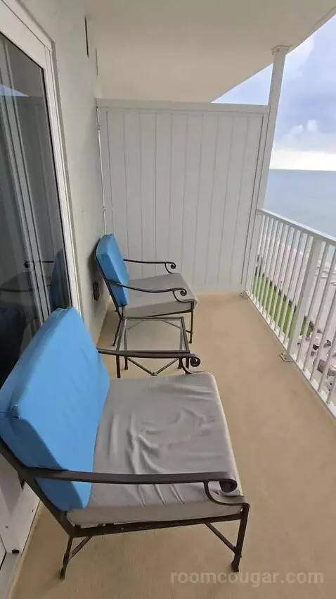 Beachfront King (#610) view picture #2