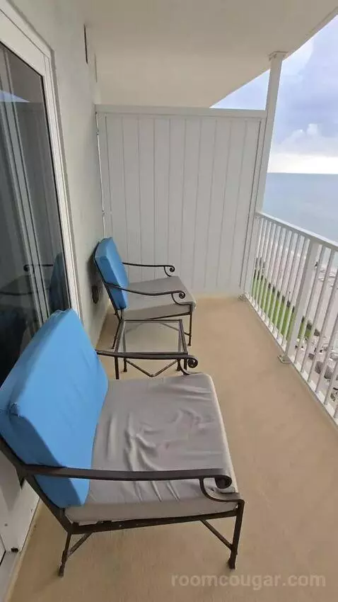 Beachfront King (#610) view picture #3
