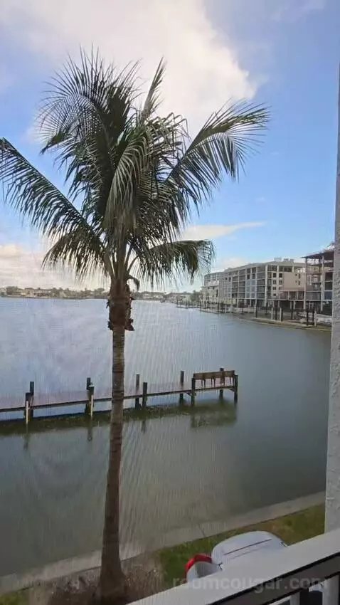 Bayside Deluxe Condo, 2 Bed 2 Bath (#102) view picture #1