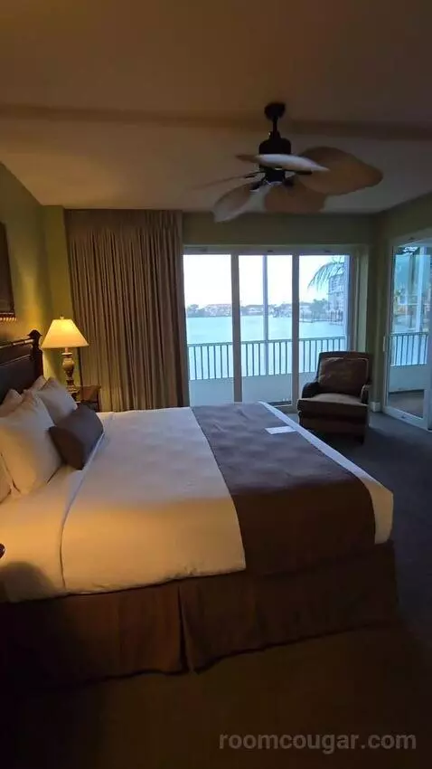 Bayside Deluxe Condo, 2 Bed 2 Bath (#102) bed picture #9