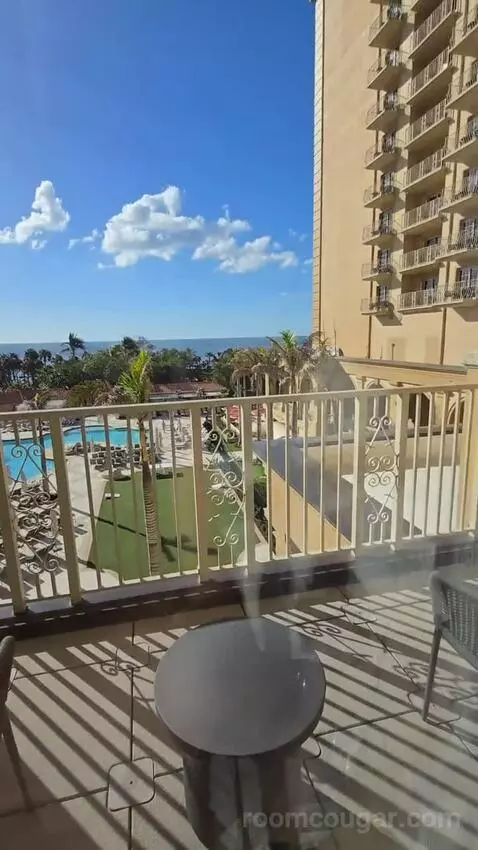 Bi-Level Club Ocean Front Suite (#352) view picture #12