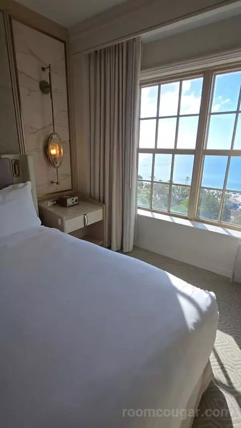 Ocean Front Suite (#514) view picture #10