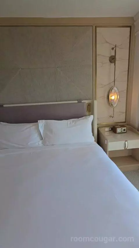 Ocean Front Suite (#514) bed picture #8