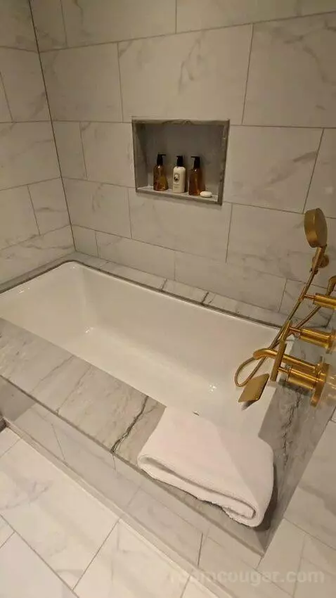 Ocean Front Suite (#514) bathroom picture #6