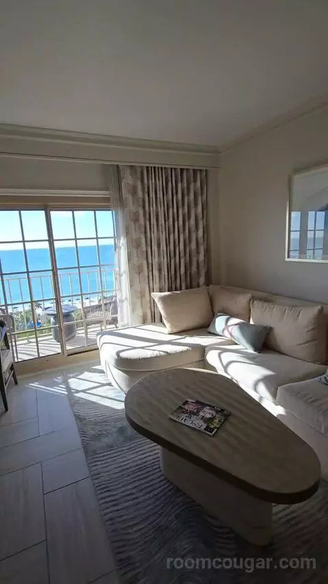 Ocean Front Suite (#514) view picture #7