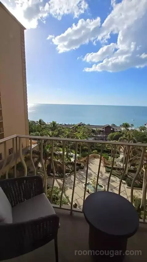 Ocean Front King (#622) view picture #3