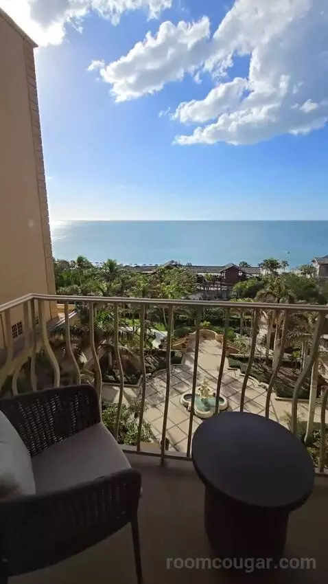 Ocean Front King (#622) view picture #8