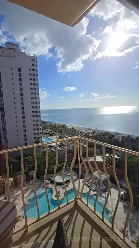 Ocean View Queen (#913) view picture #4