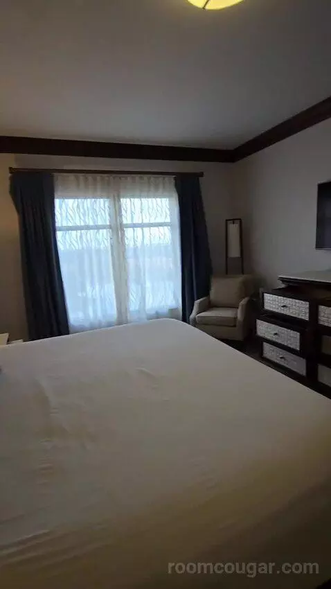 Two-Bedroom Presidential Suite (#1409) bed picture #8