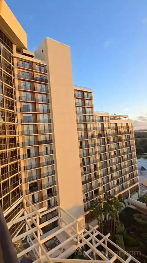 Double Room with Two Double Beds and Pool View (#1536) view picture #6