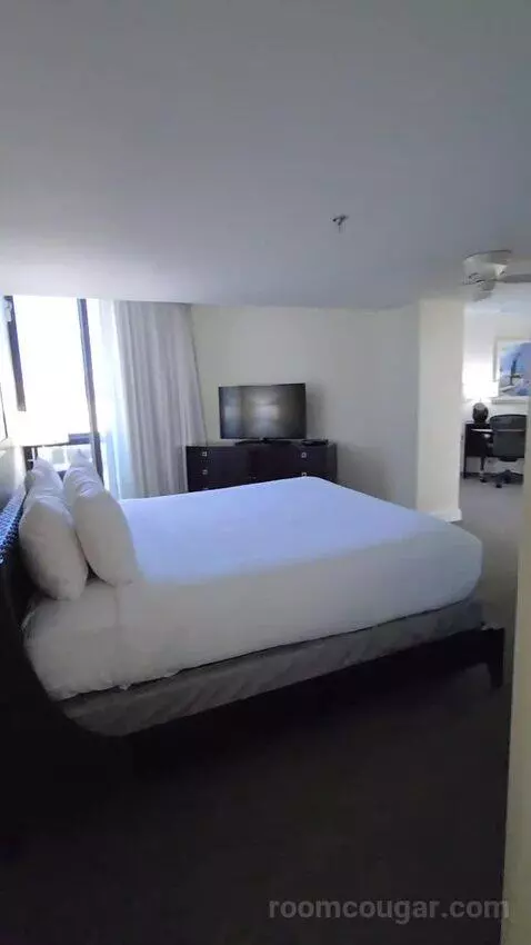 Two Level Tower Suite (#322) bed picture #2