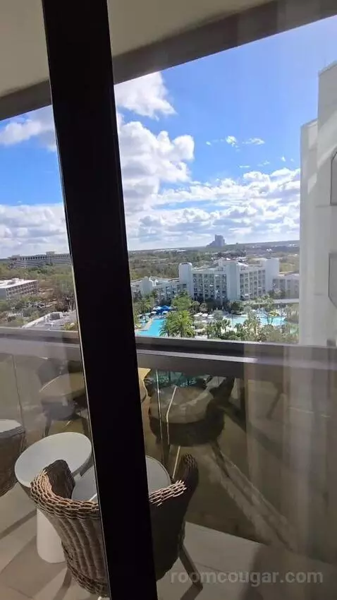One-Bedroom King Suite with Pool View (#1222) view picture #11