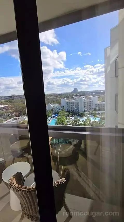 One-Bedroom King Suite with Pool View (#1222) view picture #12