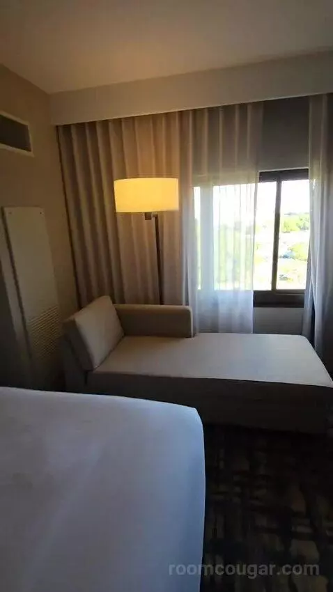 Queen Room with Two Queen Beds (#956) bed picture #10