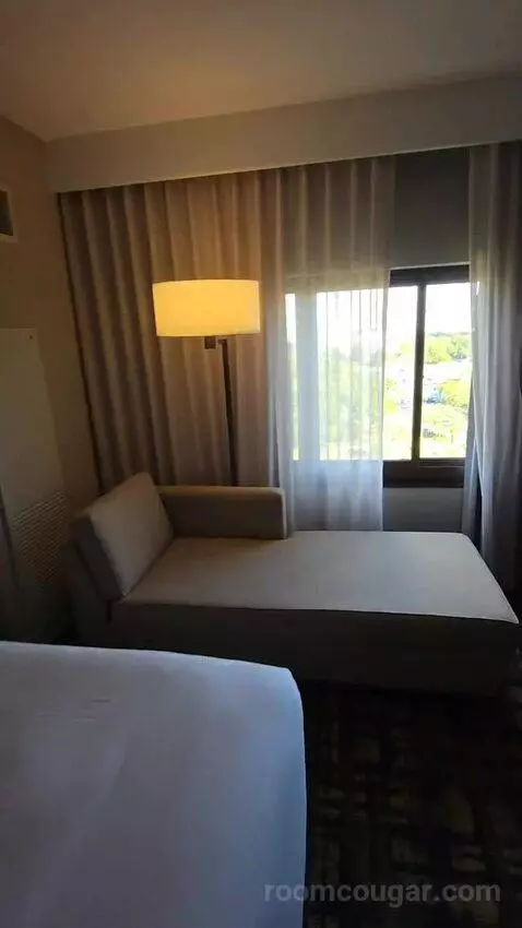 Queen Room with Two Queen Beds (#956) bed picture #11
