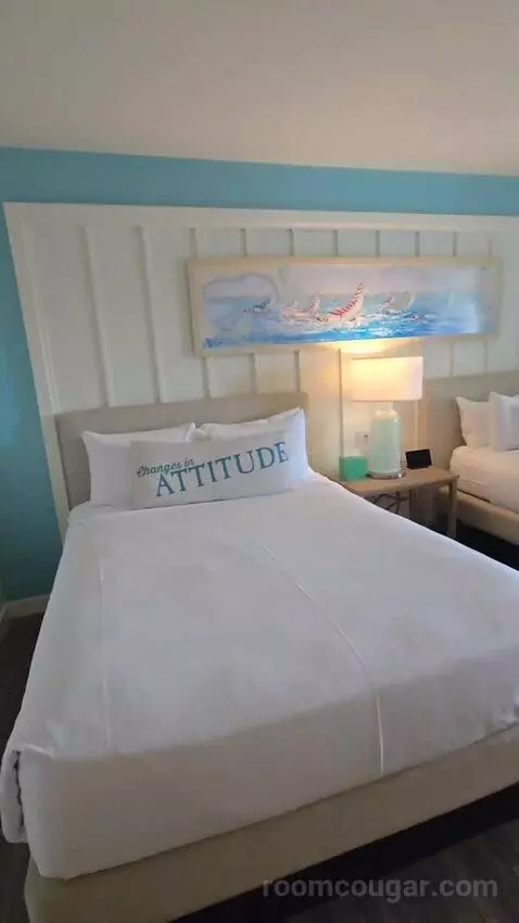 Queen Room with Pool View (#418) bed picture #1