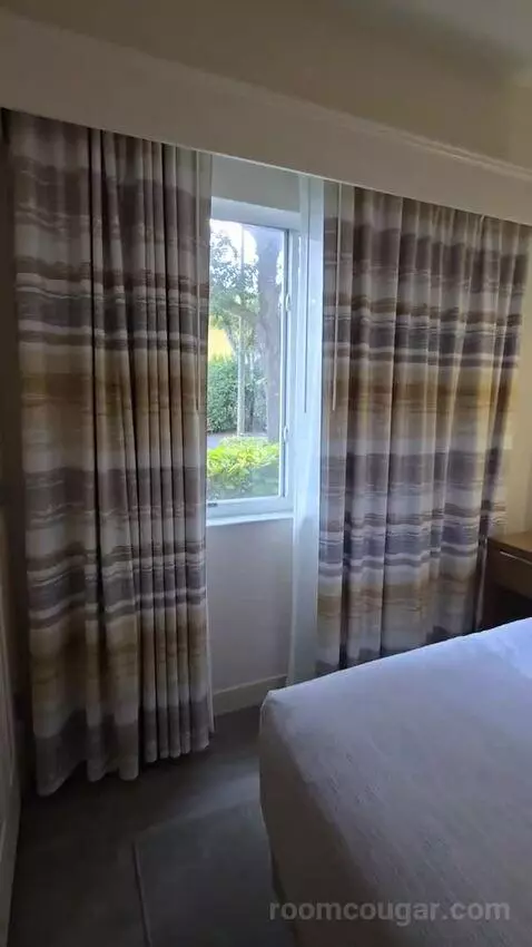 One Bedroom King Suite (#107) bed picture #11