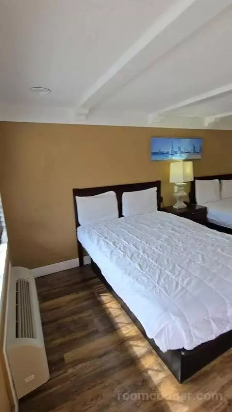 Two Double Bed Room (#112) bed picture #2