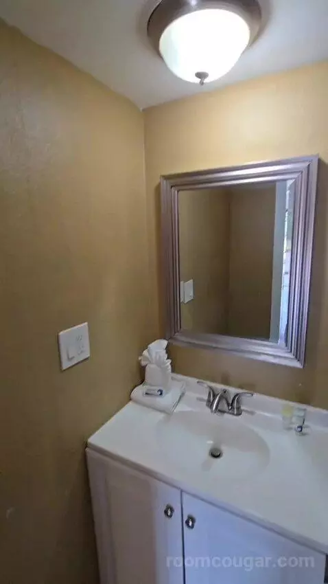 Two Double Bed Room (#112) bathroom picture #3