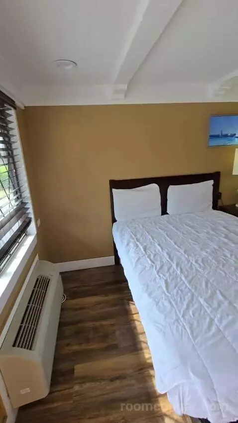 Two Double Bed Room (#112) bed picture #3