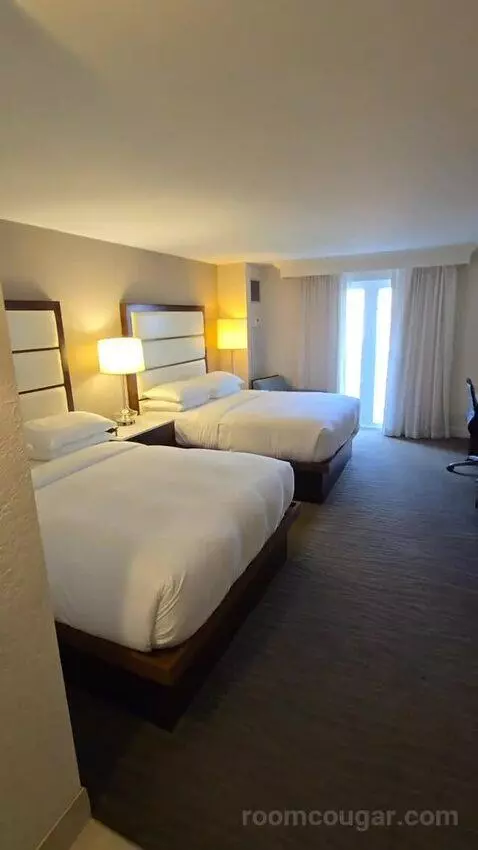 Queen Room with Two Queen Beds - Hearing Access (#352) bed picture #3