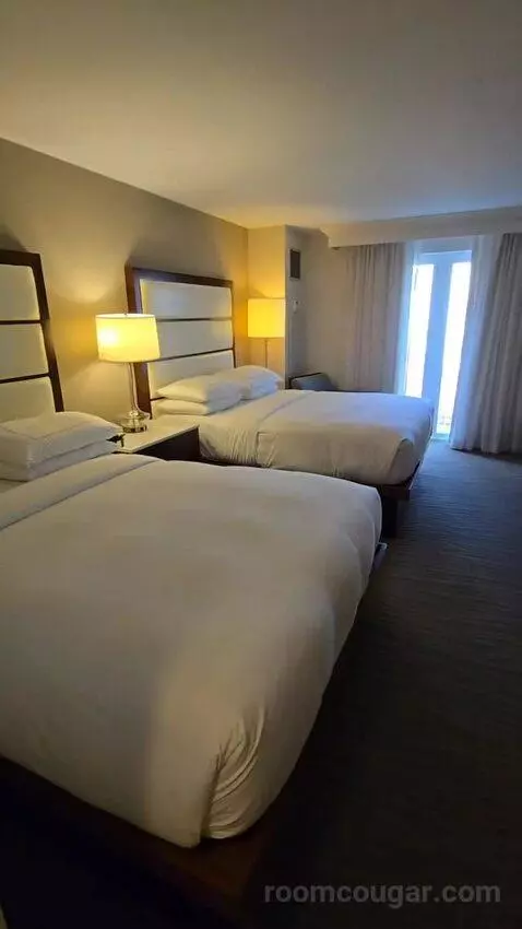 Queen Room with Two Queen Beds - Hearing Access (#352) bed picture #10