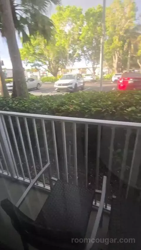 Guest Room, 1 King, Balcony (#127) view picture #7