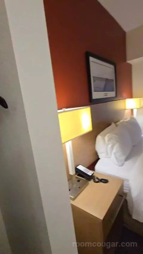 Queen Studio with Sofa Bed bed picture #8