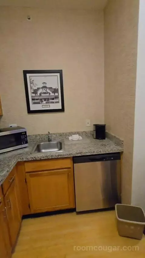 Two-Bedroom Suite bathroom picture #2