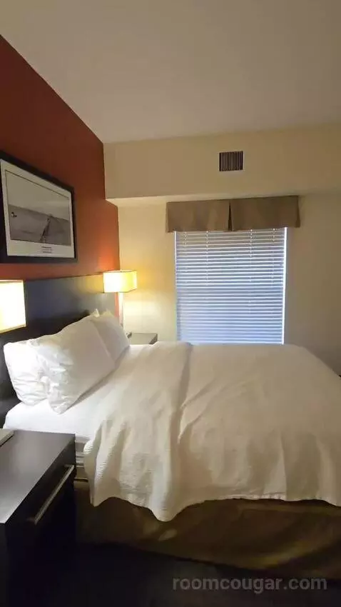 Two-Bedroom Suite bed picture #10