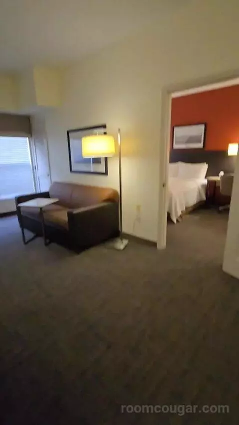 Two-Bedroom Suite bed picture #2