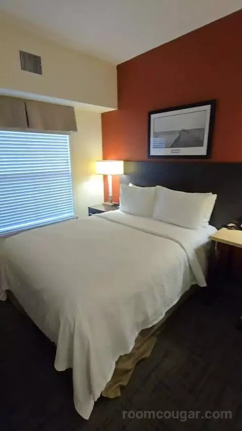 Two-Bedroom Suite bed picture #3