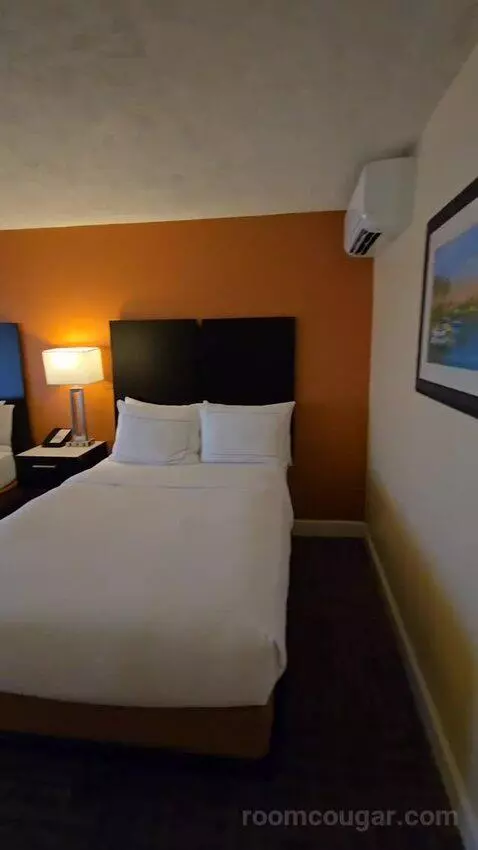 Double Room with Two Double Beds and Balcony (#505) bed picture #4