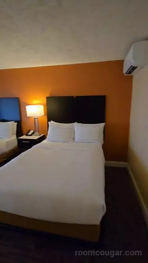 Double Room with Two Double Beds and Balcony (#505) bed picture #6