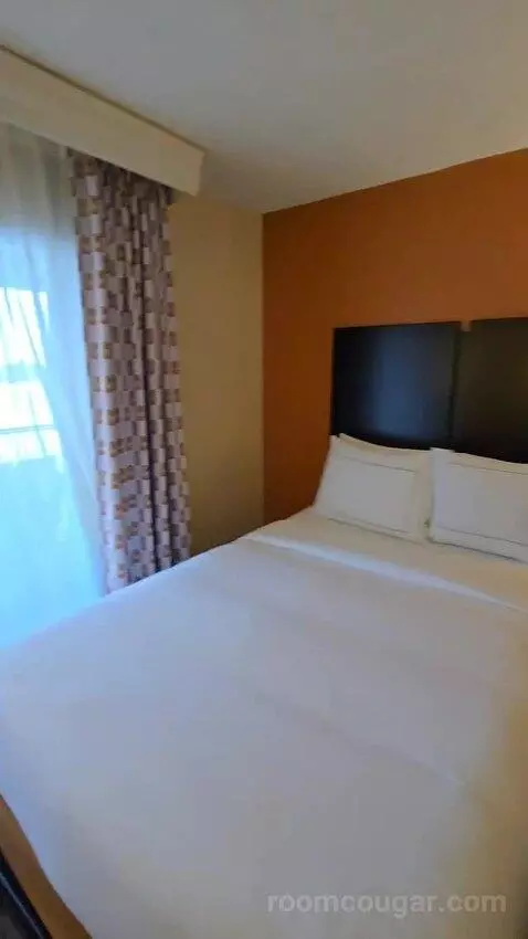 Double Room with Two Double Beds and Balcony (#505) bed picture #10