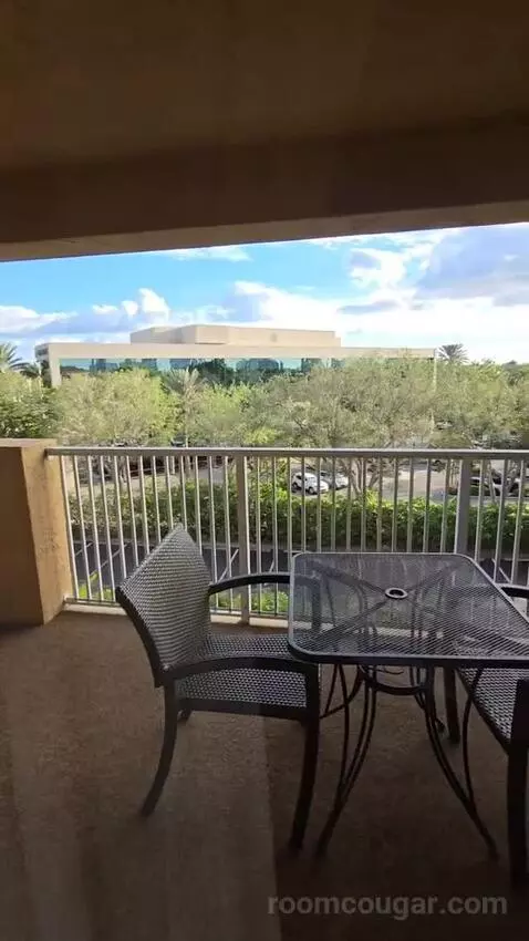 2 Double Beds Large Balcony Pool View (#512) view picture #2
