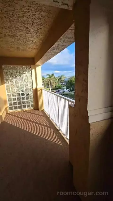 2 Double Beds Large Balcony Pool View (#512) view picture #8
