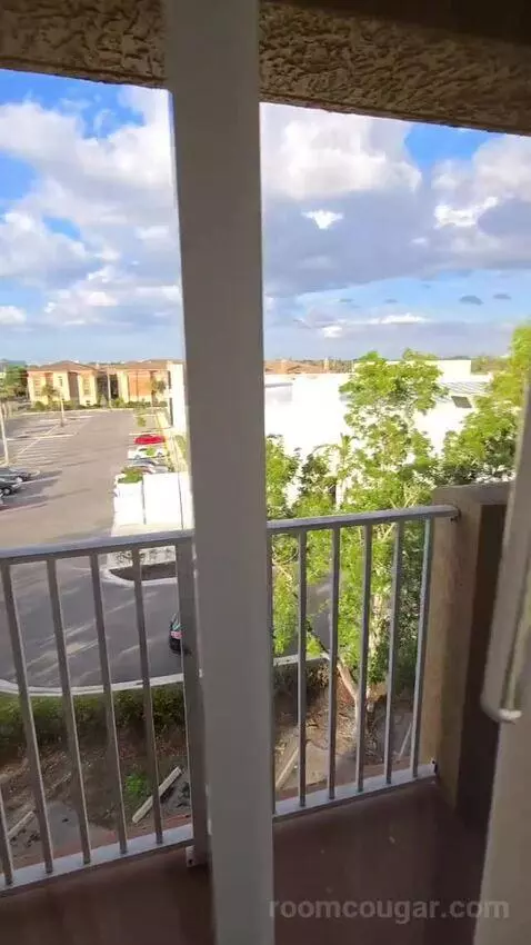 One-Bedroom King Suite with Balcony and Sofa Bed (#515) view picture #5