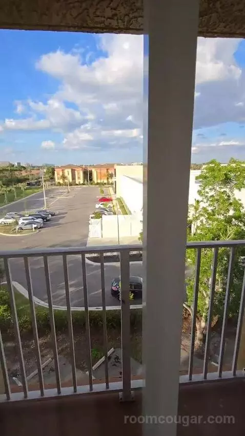 One-Bedroom King Suite with Balcony and Sofa Bed (#515) view picture #7