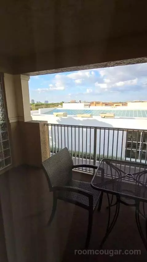 King Room with Large Balcony, Sofa Bed (#501) view picture #7