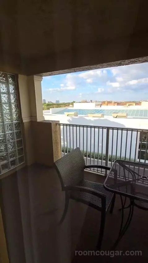 King Room with Large Balcony, Sofa Bed (#501) view picture #9