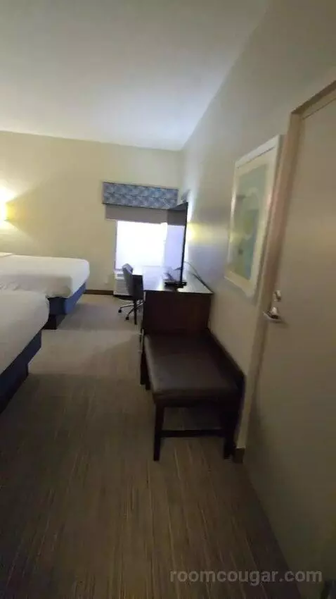 Two Queen Room (#124) bed picture #3