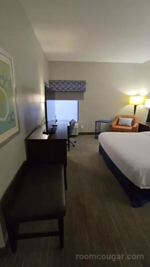 King Room - Disability Access (#122) bed picture #2