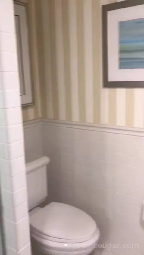 Coastal King (#209) bathroom picture #11